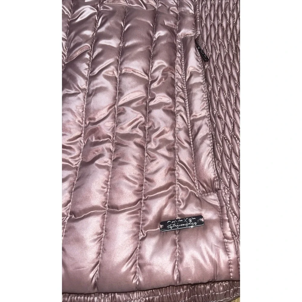Calvin Klein Performance Small Petite Premium Down Quilted Vest  Security Pocket